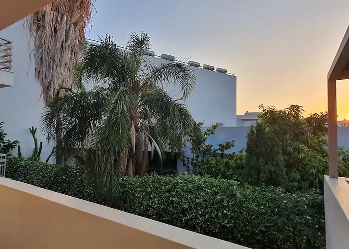 Livas City Relaxing Apartment